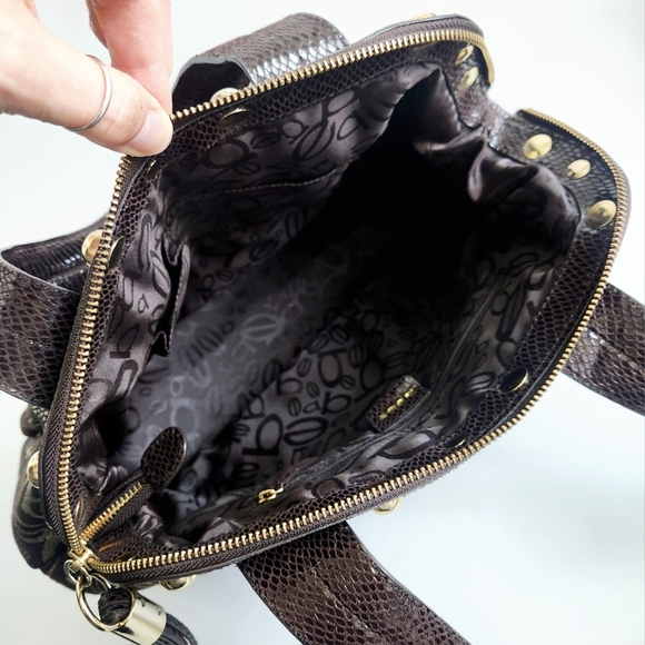 Bebe Vintage Y2K Gorgeous Dark Brown Bag With Snake Accents Gold Hardware & Logo - Picture 7 of 16